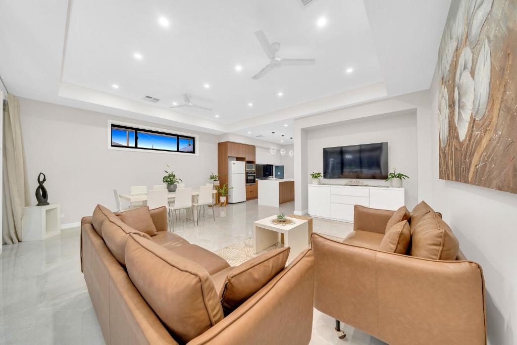 Modern kitchen in Luxury on Leeds, a Luxe-managed holiday home in Adelaide CBD, Adelaide