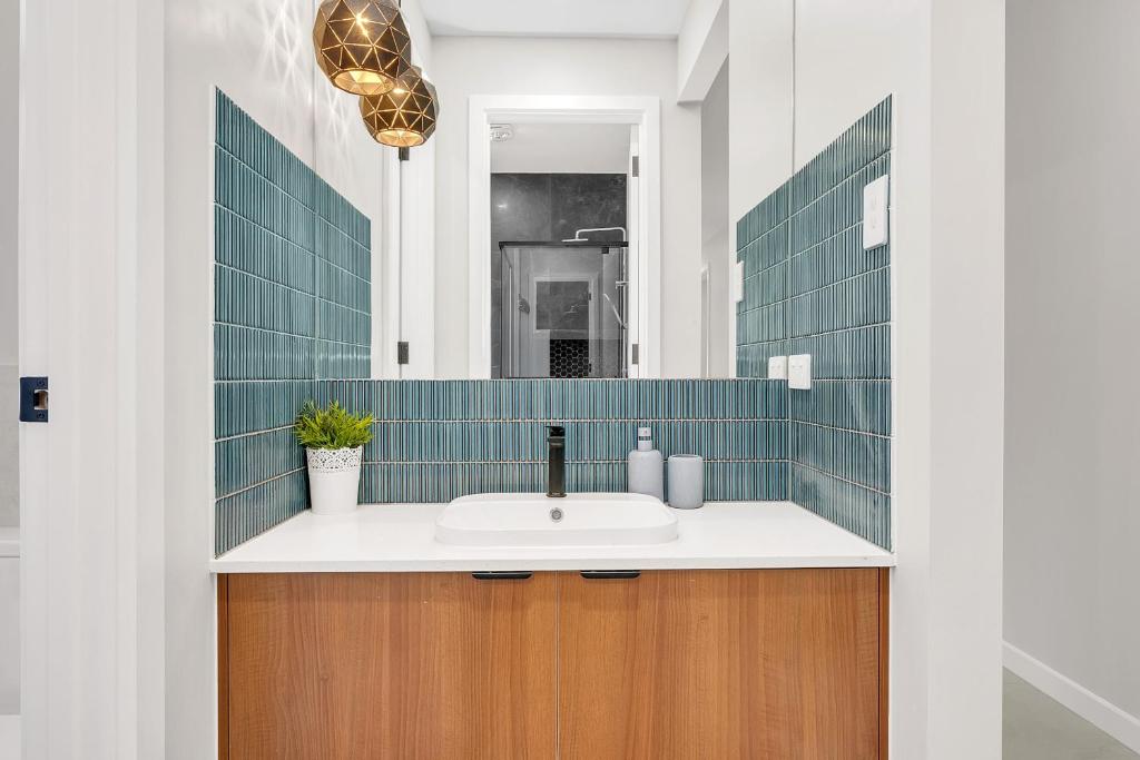 Interior of Luxury on Leeds, a Luxe-managed Airbnb and holiday home in Adelaide CBD, Adelaide