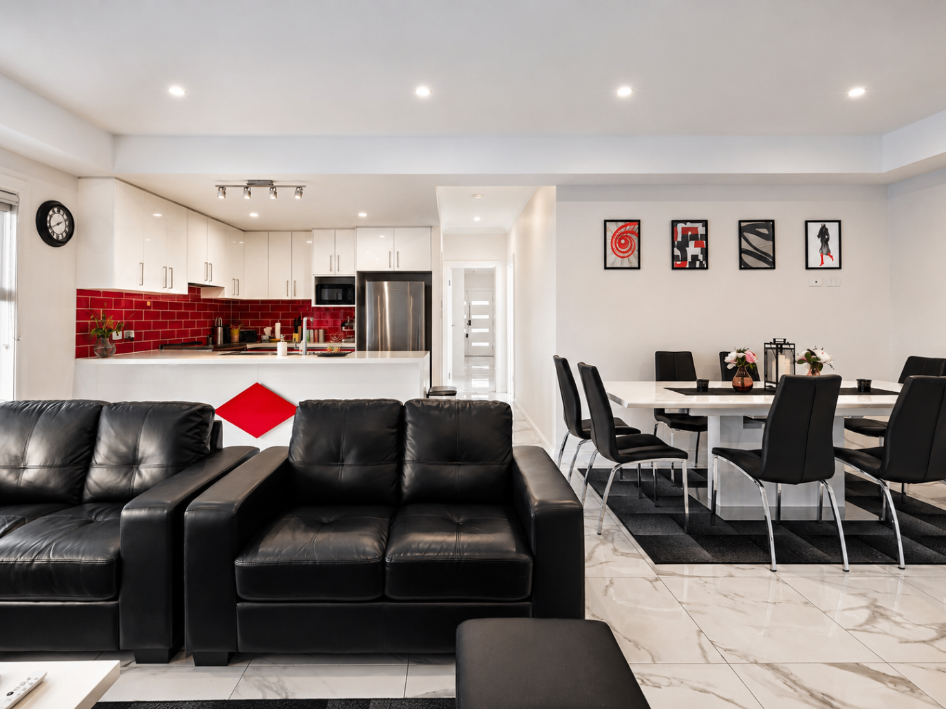 6BR entertainer in Clearview. Airbnb and holiday home management by Luxe Managements, Adelaide