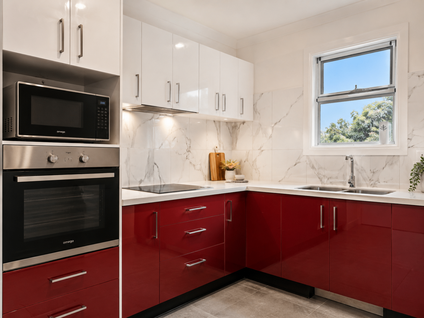 Modern kitchen in Comfort at Clearview, a Luxe-managed Adelaide Airbnb in Clearview, Adelaide